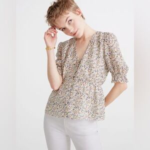 Madewell Ivory Fieldwalk Floral silk V-Neck Peplum Popover Top, XS